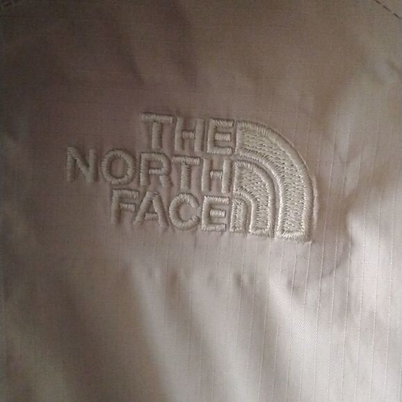 The North Face  - Picture 2 of 16